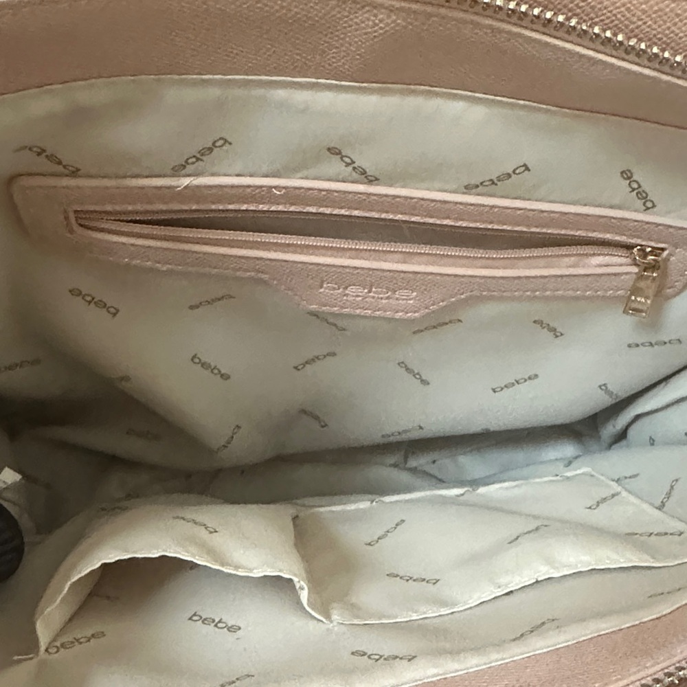 Bebe Serena Beige & Light pale Pink Patterned Tote new w tag silver logo zipper - Picture 3 of 11